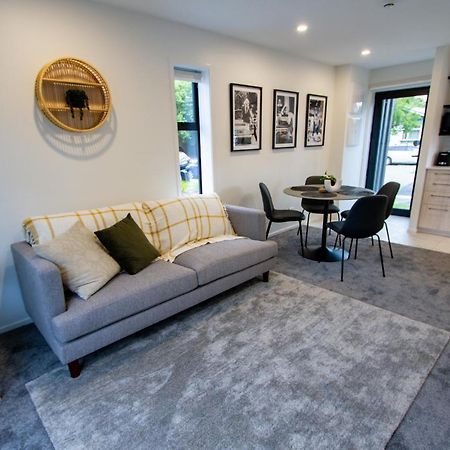 2 Bed Central Addington W/Park Christchurch Buitenkant foto