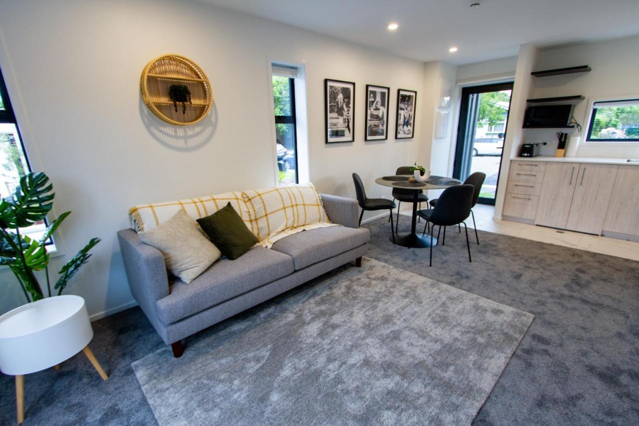 2 Bed Central Addington W/Park Christchurch Buitenkant foto