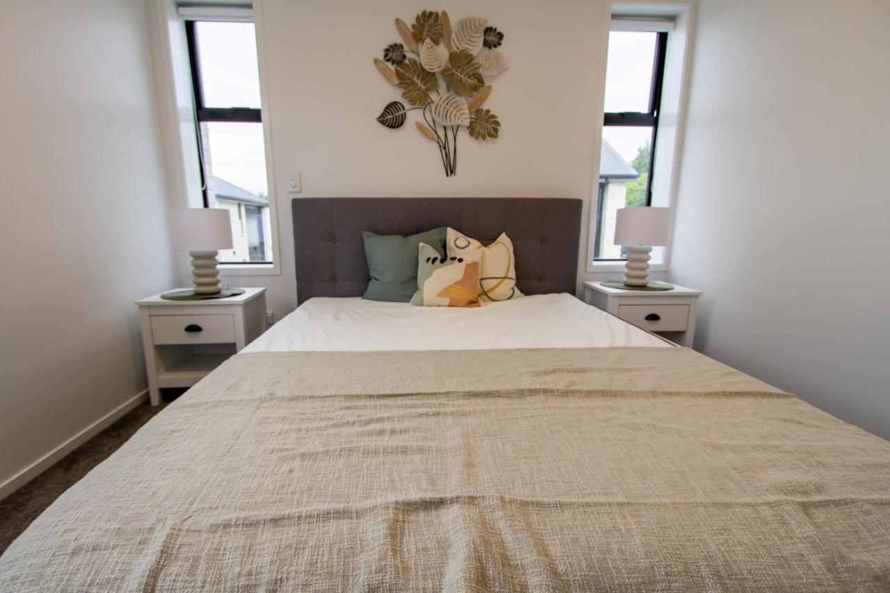 2 Bed Central Addington W/Park Christchurch Buitenkant foto